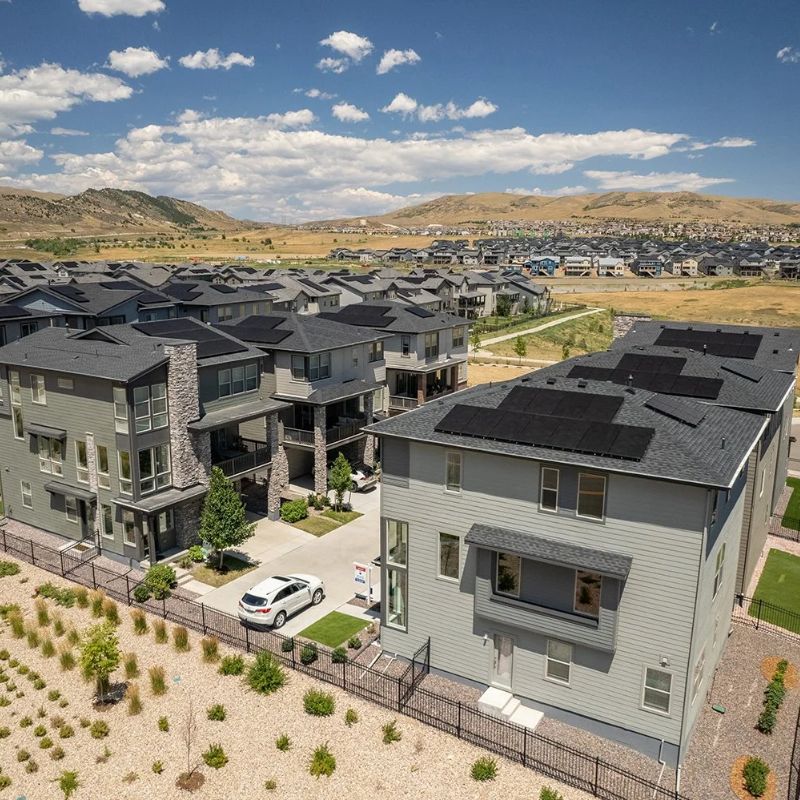 Paola de Michelle | Pre-constructions and new communities